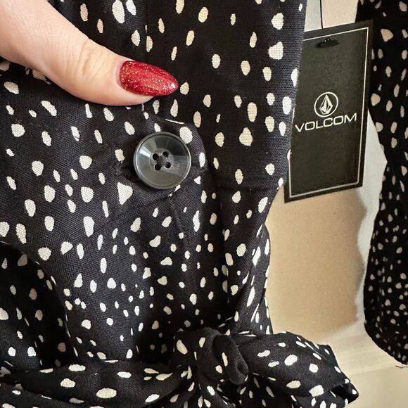 NWT Volcom Flower Trip Wrap Dress - Picture 10 of 13